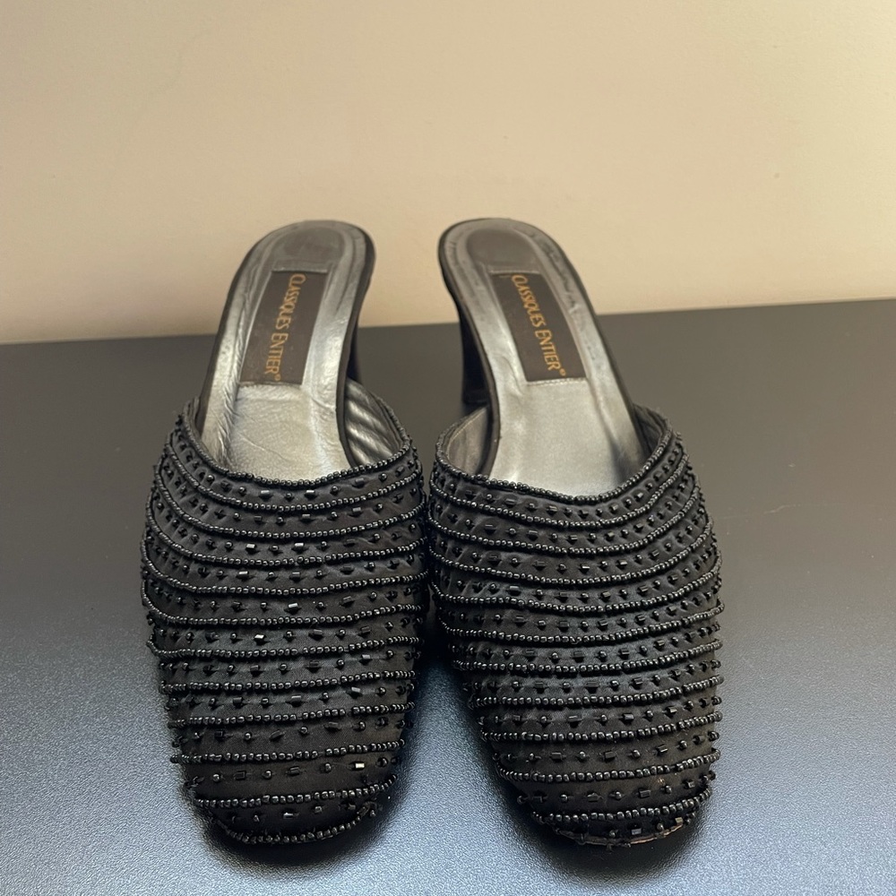 Classiques Entier Sennet Black Beaded Heels - Picture 2 of 3
